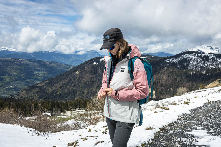 Test de la veste Picture Abstral+ 2.5L pour femme Test de la veste Picture Abstral+ 2.5L pour femme
