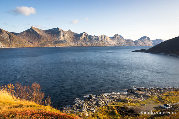 Randonnée à Knuten depuis Mefjordvaer (Senja) Randonnée à Knuten depuis Mefjordvaer (Senja)