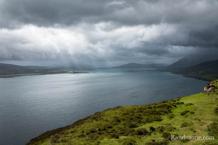 Randonnée sous la pluie sur l'île de Skye Randonnée Île de Skye / Ecosse